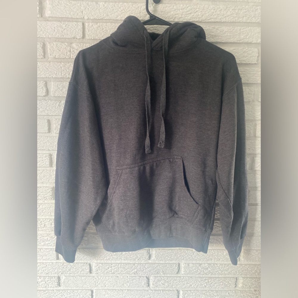 DARK GRAY SWEATSHIRT